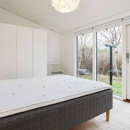 Four-bedroom Holiday In Aabenraa 4 *