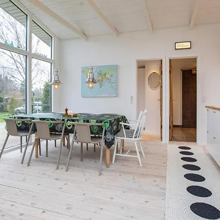 Holiday home Four-bedroom Holiday In Aabenraa 4 Gilleleje